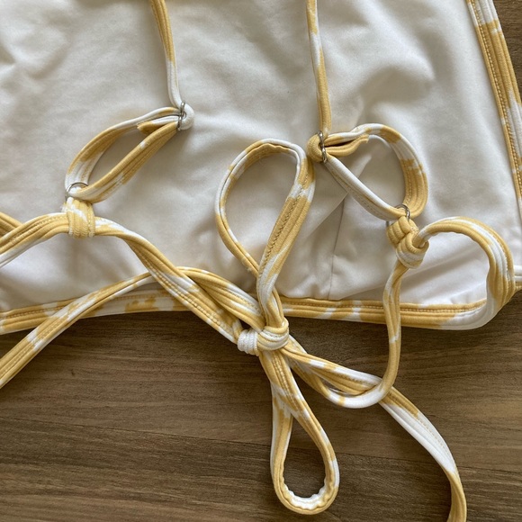 [Zulu & Zephyr] NWOT Signature Simple Printed Ribbed Bralette Top Medium - Picture 6 of 11